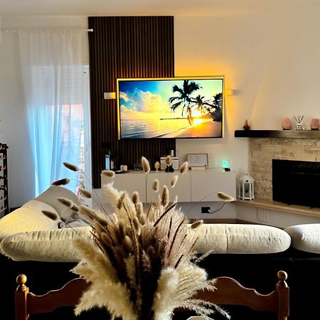 Kesya Seaview Apartment - Attico - 50Mt Dal Mare アンツィオ エクステリア 写真