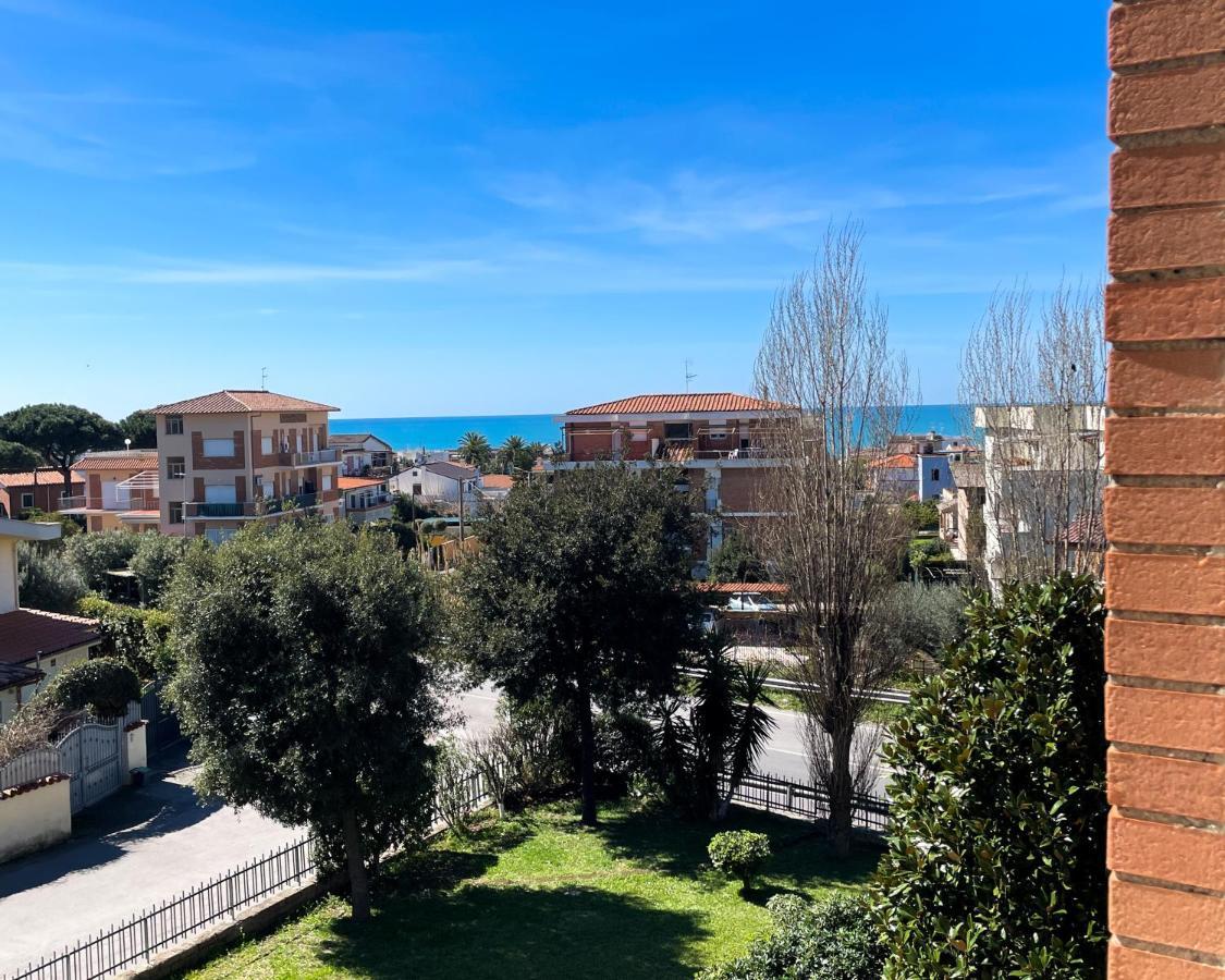 Kesya Seaview Apartment - Attico - 50Mt Dal Mare アンツィオ エクステリア 写真