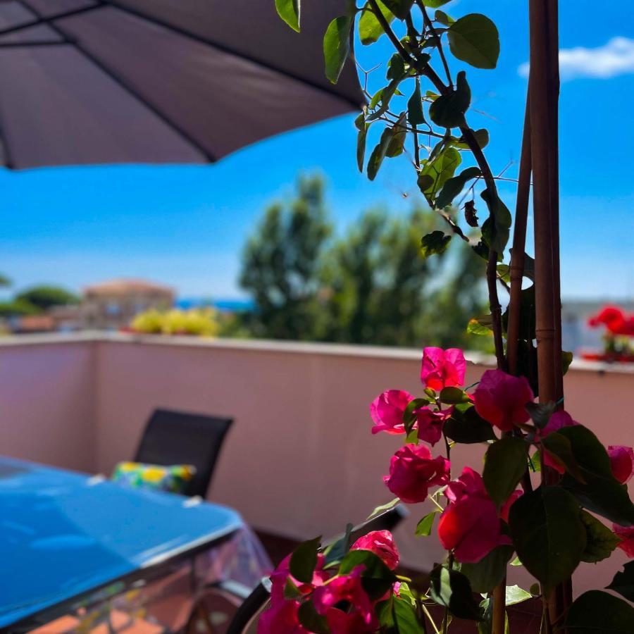 Kesya Seaview Apartment - Attico - 50Mt Dal Mare アンツィオ エクステリア 写真
