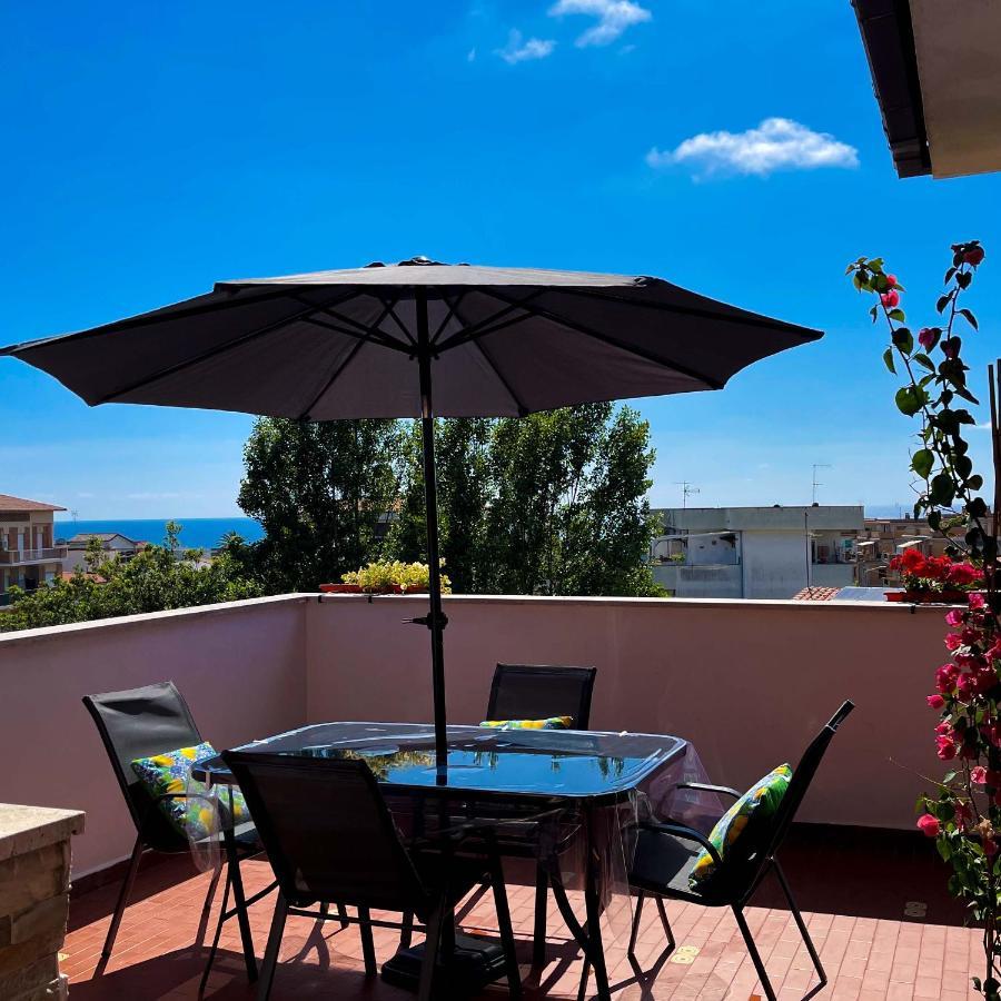 Kesya Seaview Apartment - Attico - 50Mt Dal Mare アンツィオ エクステリア 写真