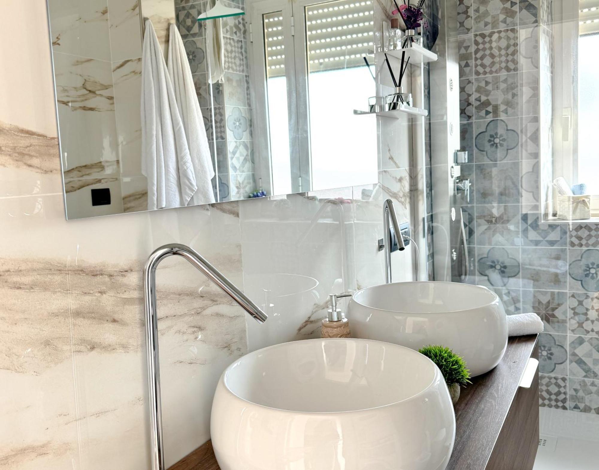 Kesya Seaview Apartment - Attico - 50Mt Dal Mare アンツィオ エクステリア 写真